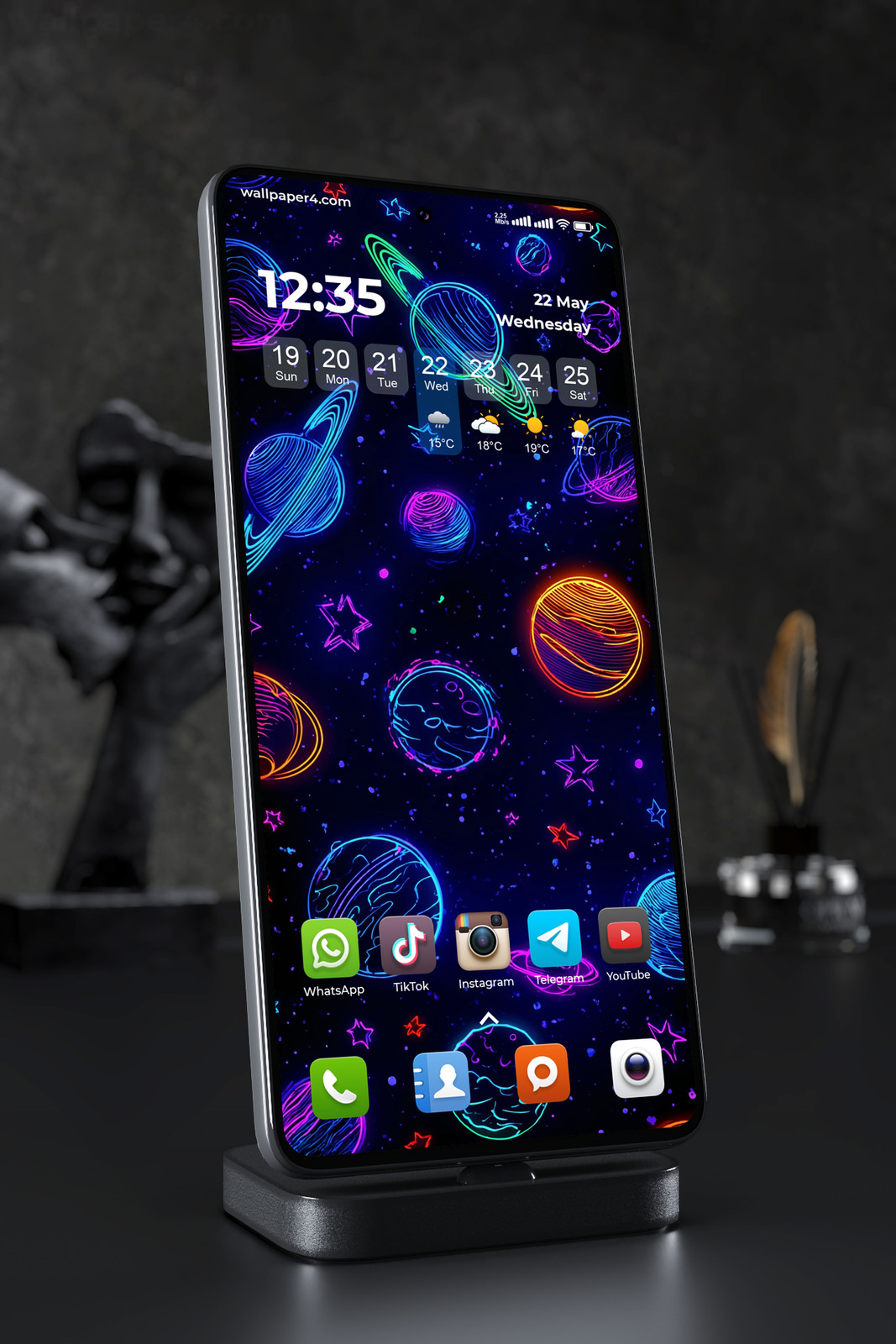 Mobile Wallpaper 2622 - Neon Space Planets Galaxy Aesthetic Background