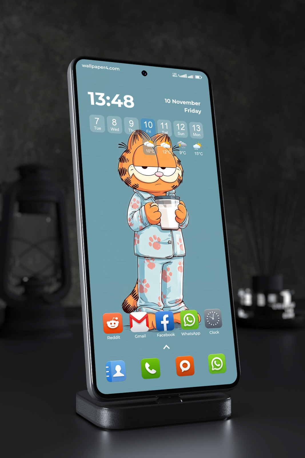 Phone Wallpaper 3349 - Sleepy Garfield Pajamas with Milk Illustration