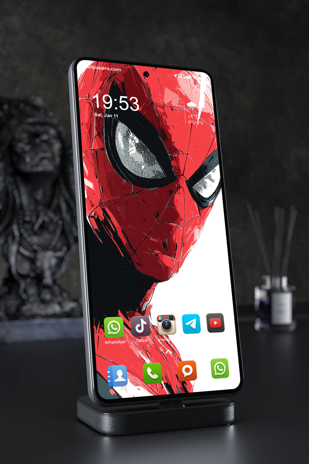Mobile Wallpaper 3647 - Spiderman Red Mask Hero Portrait Art