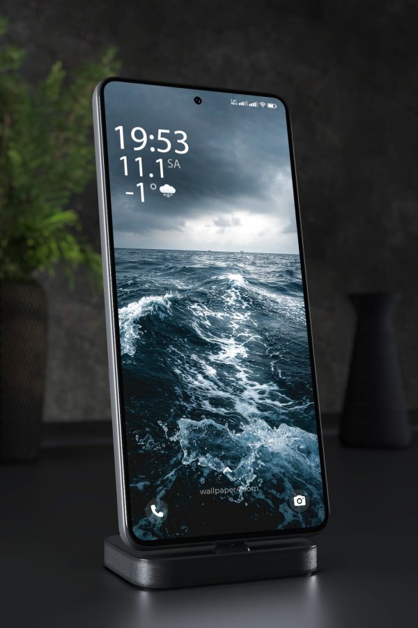 Mobile Wallpaper 3681 - Stormy Ocean Waves Under Dark Skies