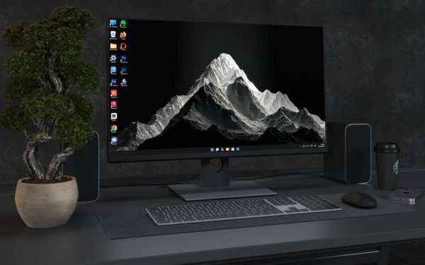 Desktop Wallpaper 4562 - Monochrome Snowy Mountain Peak 4K Wallpaper