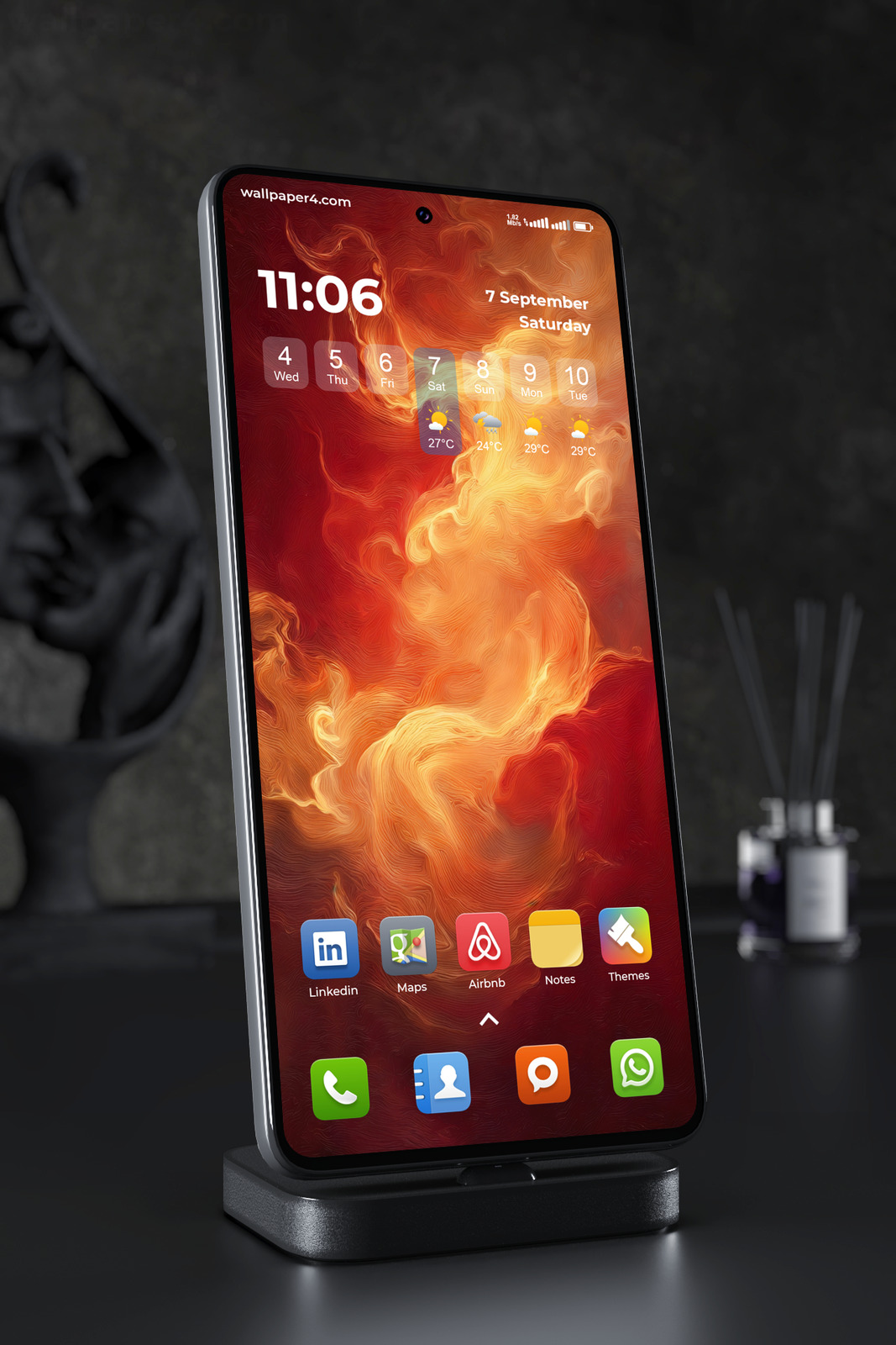 Phone Wallpaper 4404 - Fiery Abstract Flow in Crimson and Gold