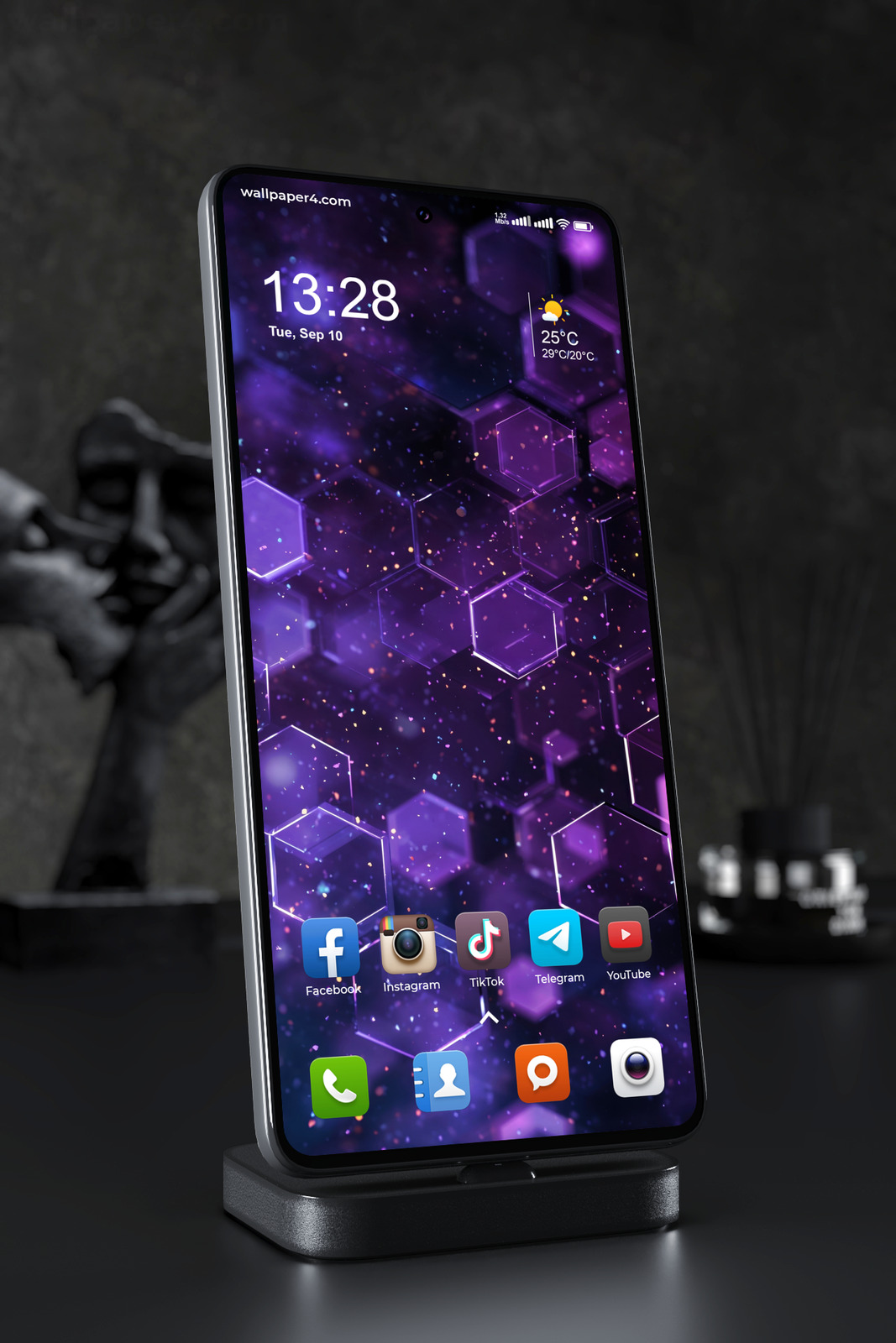 Phone Wallpaper 4424 - Neon Purple Hexagon Abstract Background