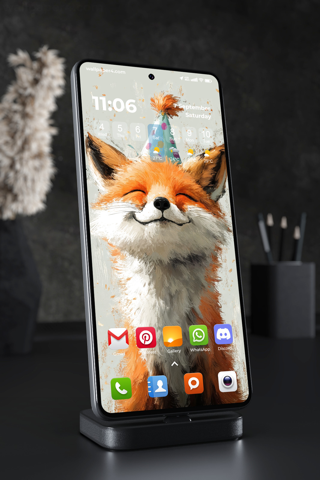 Mobile Wallpaper 4631 - Happy Fox in Party Hat Cute Animal Wallpaper