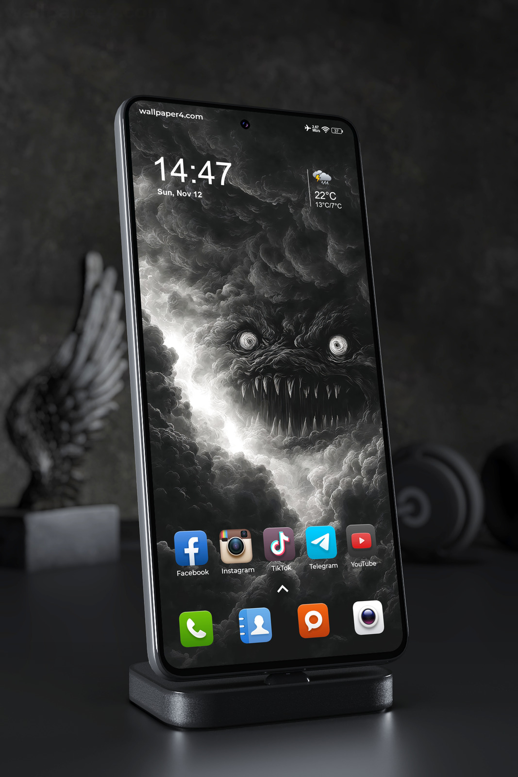 Phone Wallpaper 4766 - Dark Cloud Monster Horror Mobile Background