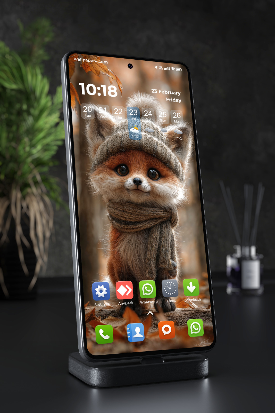 Phone Wallpaper 4815 - Cute Autumn Fox in Cozy Knitted Hat and Scarf