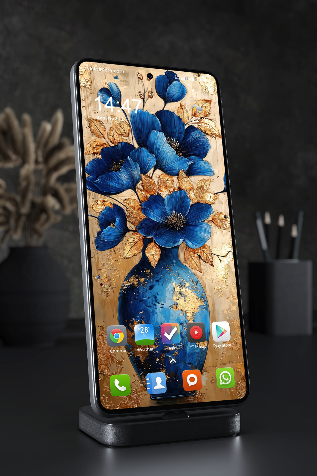 Mobile Wallpaper 5476 - Royal Blue Flowers and Golden Leaves