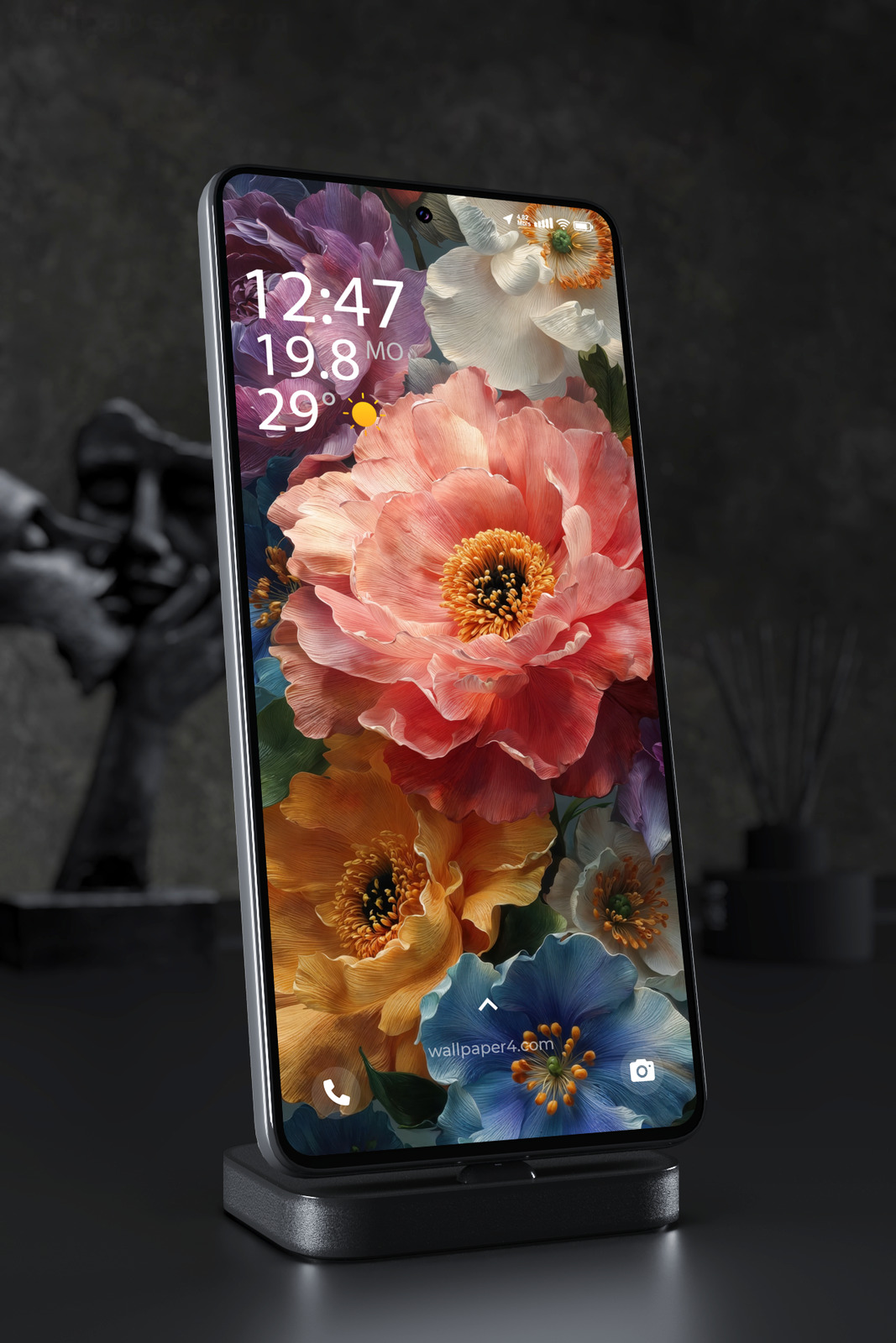 Phone Wallpaper 5515 - Vibrant Floral Garden with Golden Details