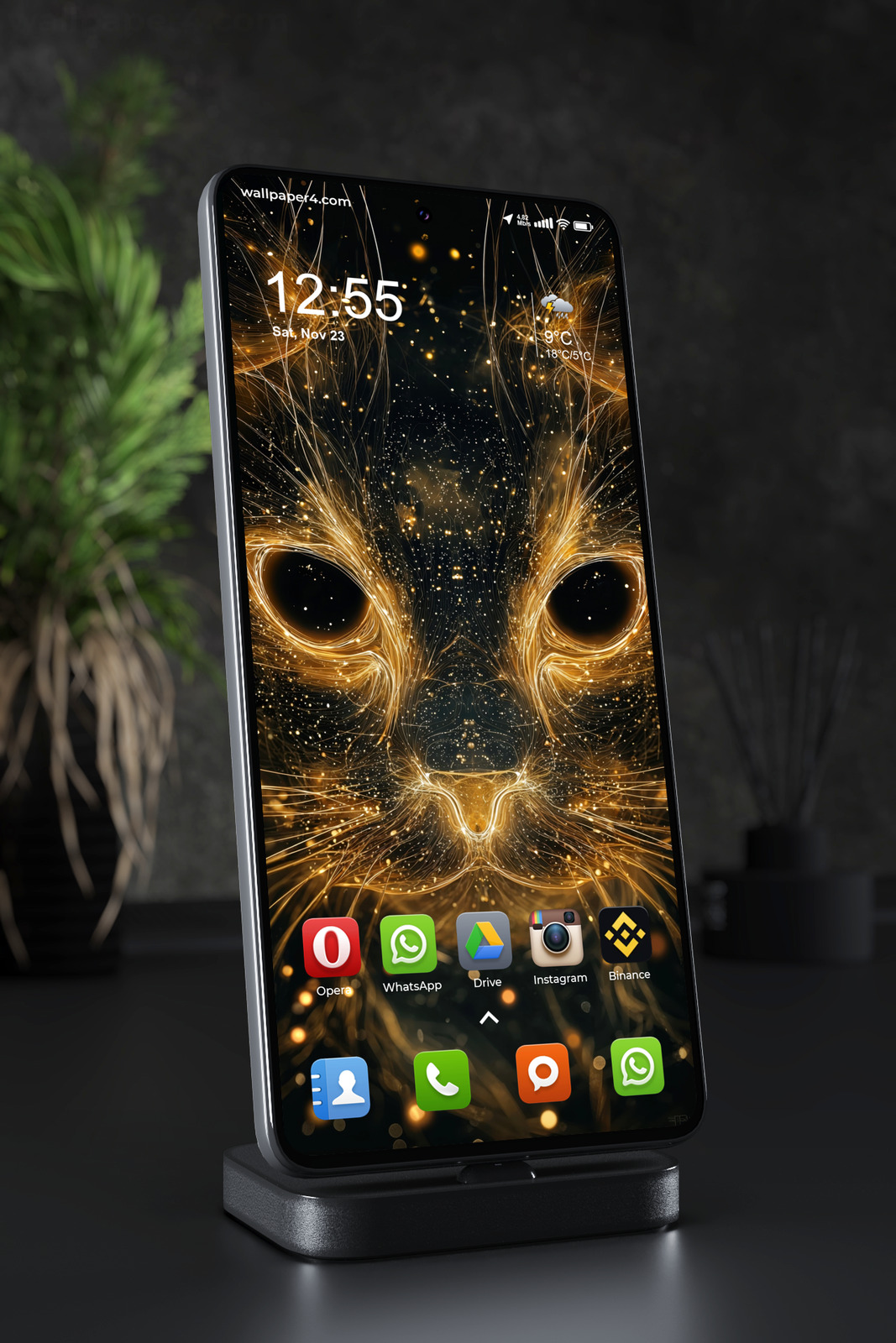 Mobile Wallpaper 5555 - Golden Cosmic Cat with Glowing Energy
