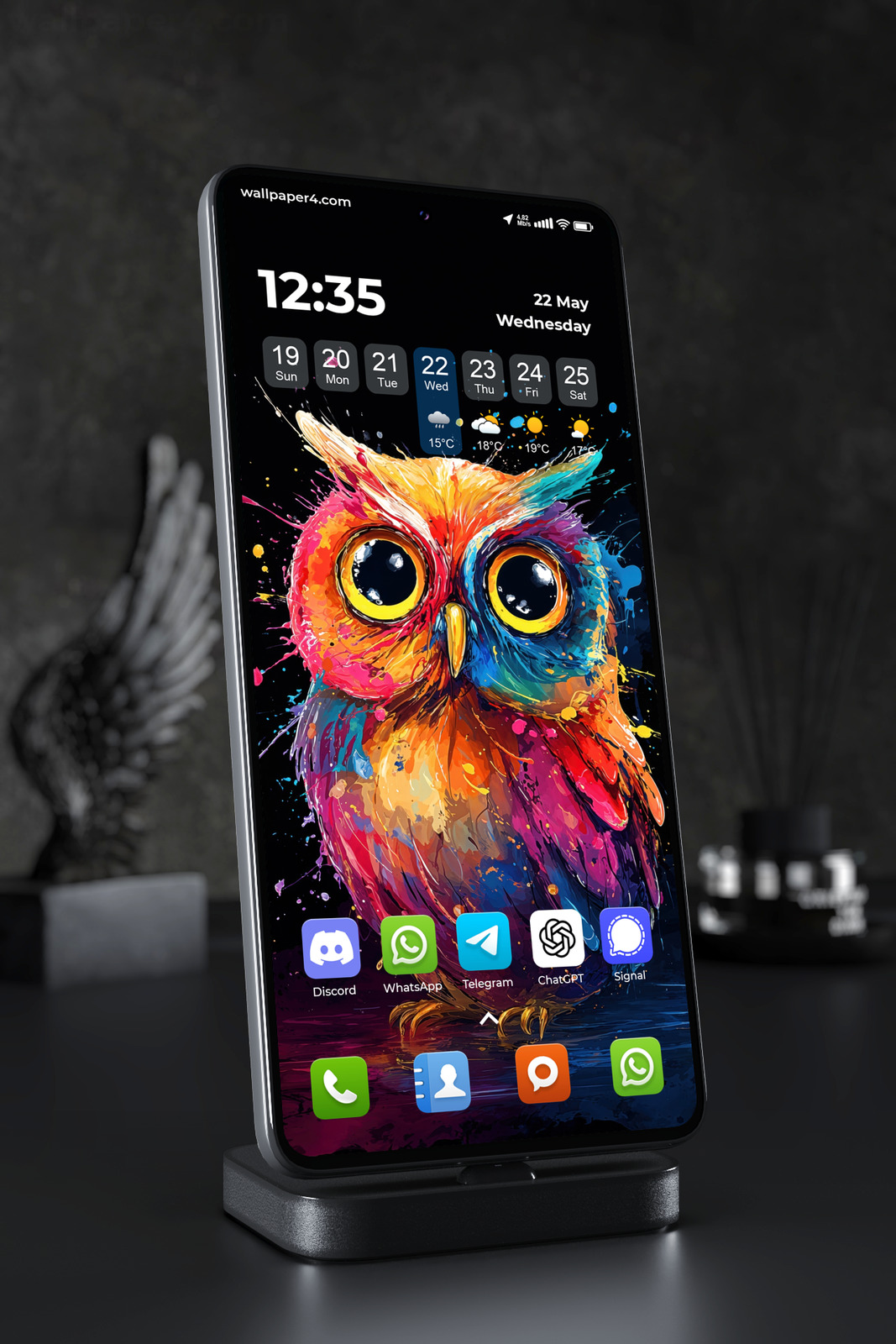 Mobile Wallpaper 5568 - Colorful Abstract Owl with Big Golden Eyes