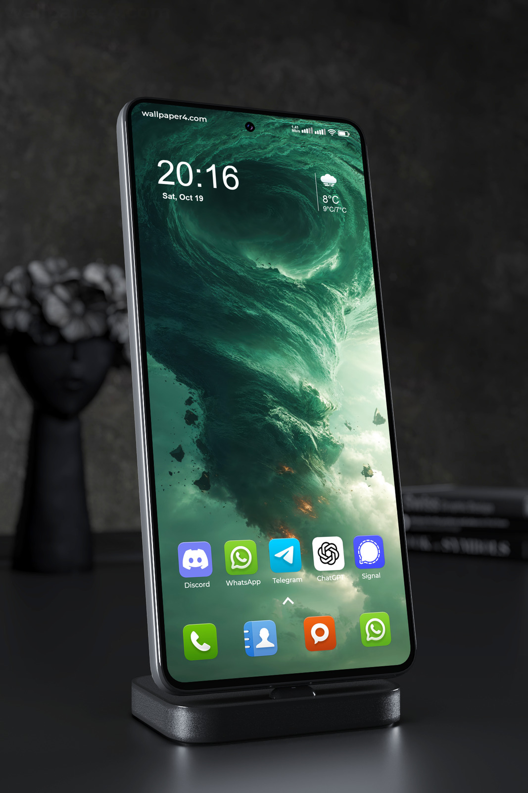 Phone Wallpaper 5650 - Colossal Ocean Vortex in an Emerald Storm