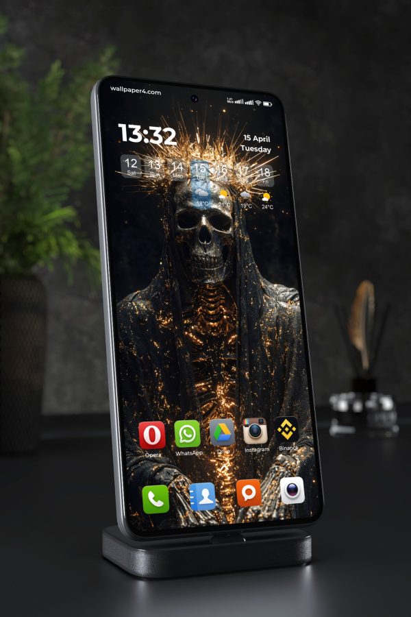 Phone Wallpaper 5946 - Golden Skull King in a Dark Gothic Crown