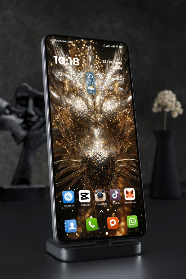 Phone Wallpaper 6015 - Golden Chrome Dragon in the Dark