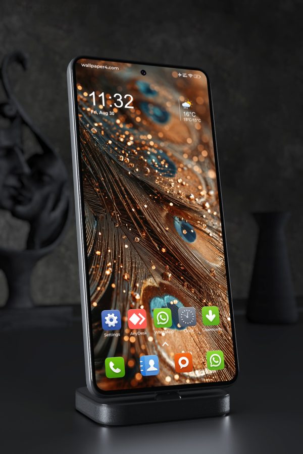 Phone Wallpaper 6198 - Golden Peacock Feathers with Blue Eye Patterns