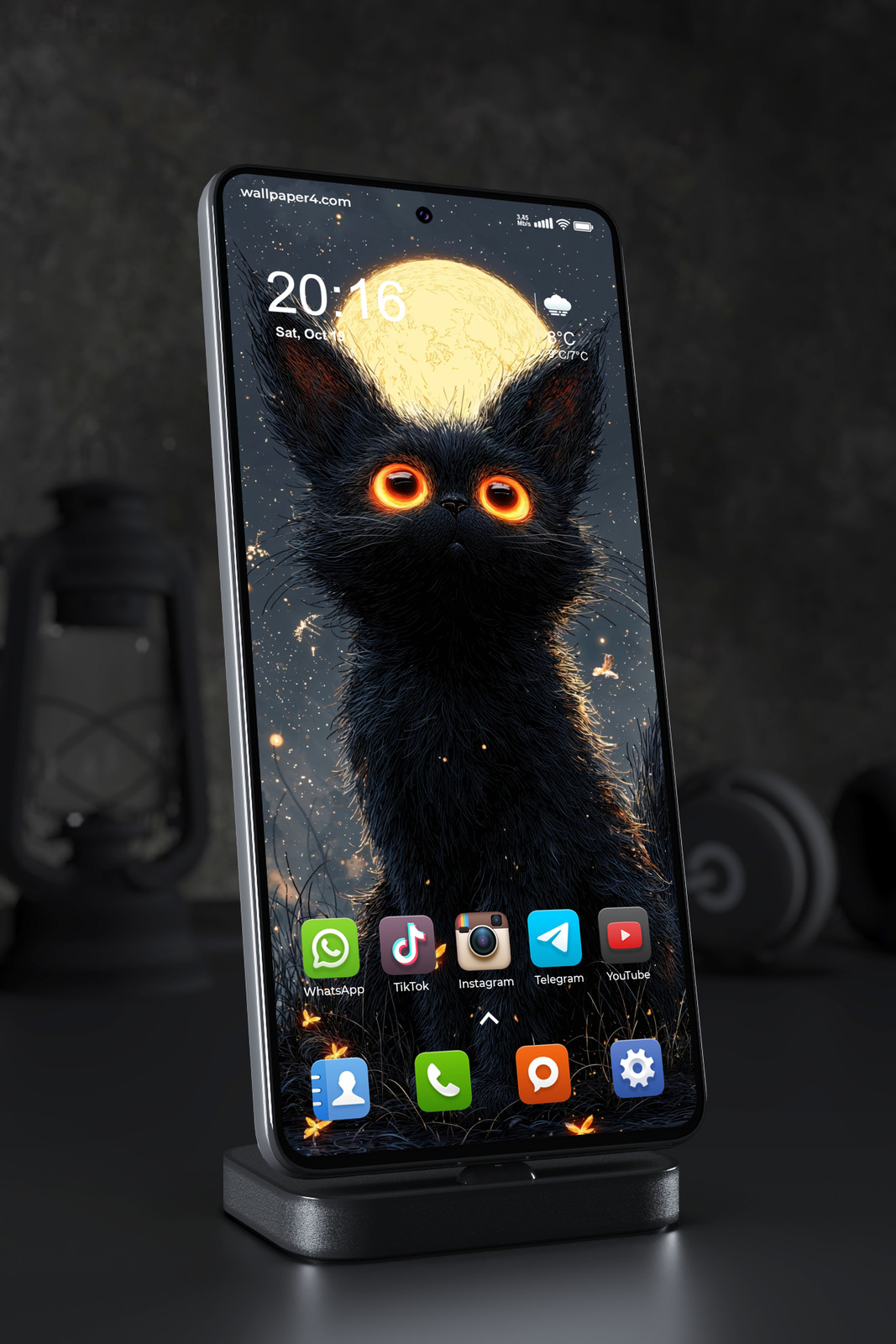 Mobile Wallpaper 6205 - Black Cat With Glowing Eyes Under Moonlight