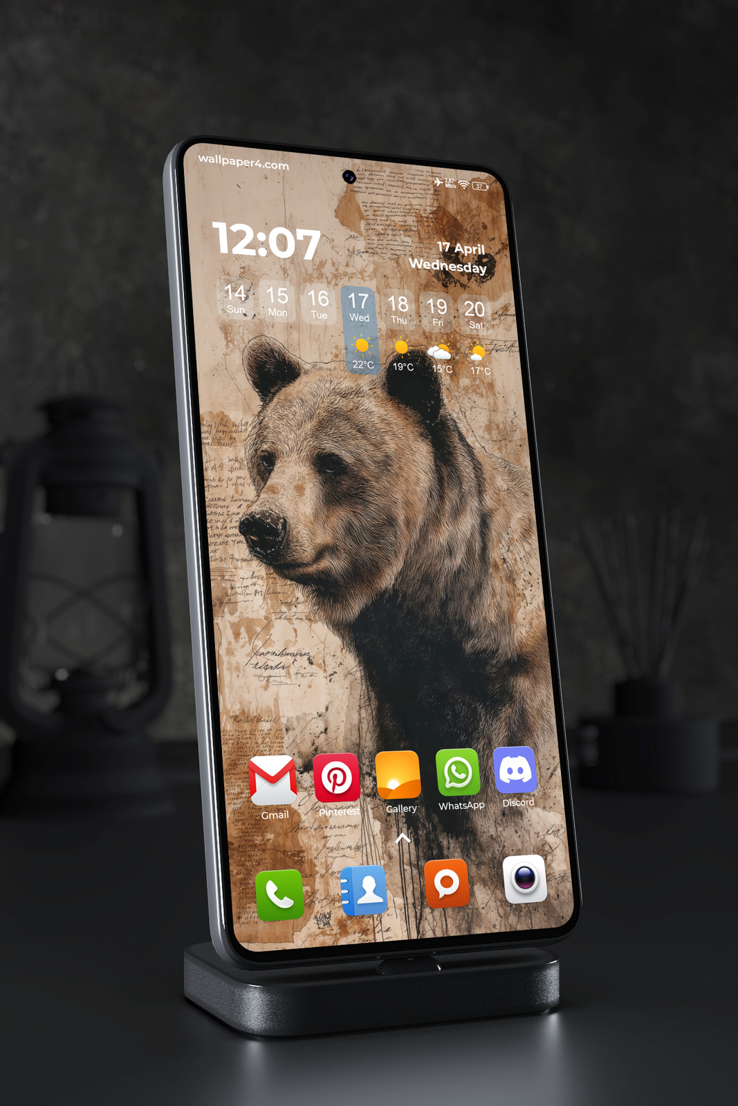 Phone Wallpaper 6251 - Vintage Bear Sketch on Antique Paper