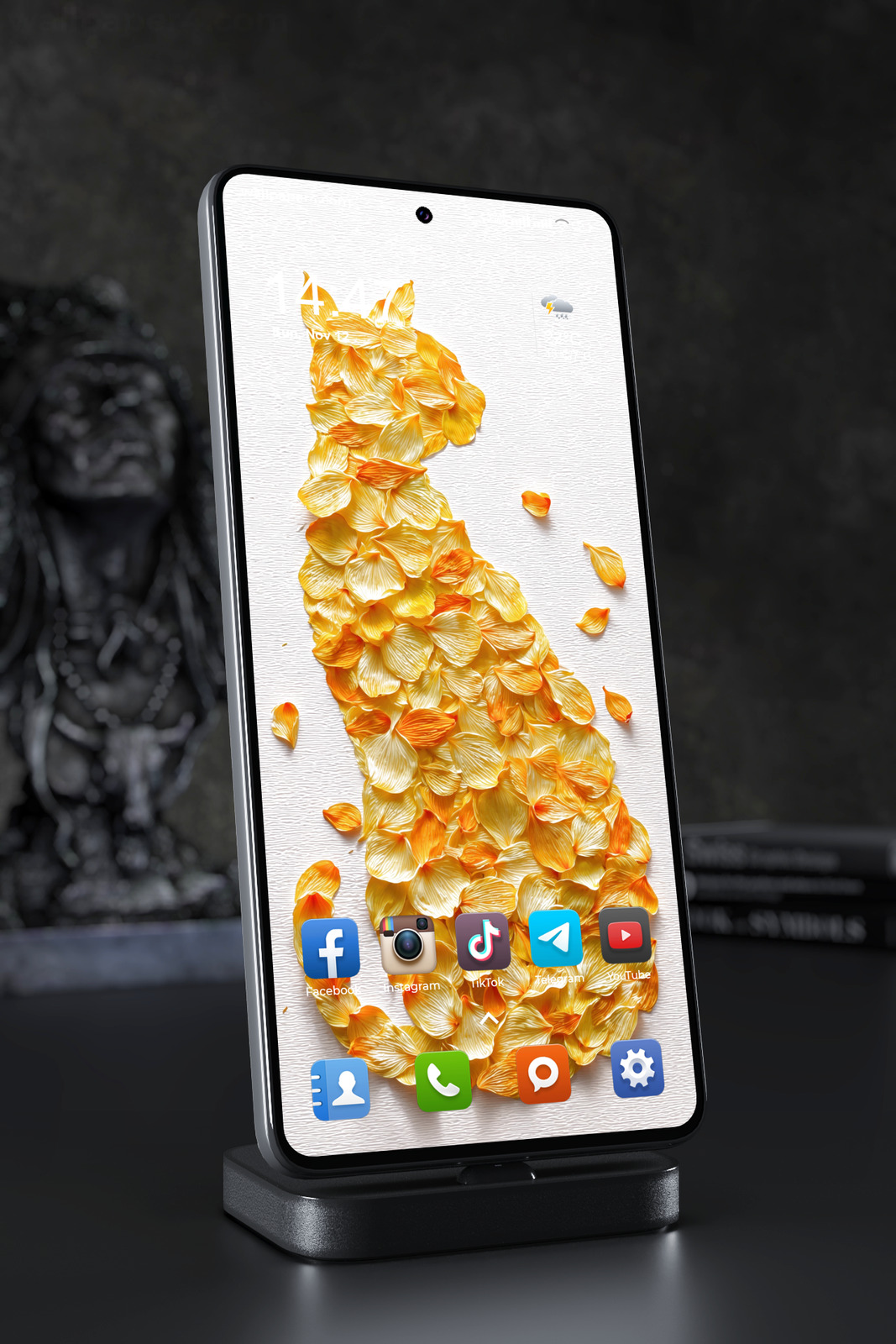 Mobile Wallpaper 6413 - Golden Flower Petals Abstract Minimal Art