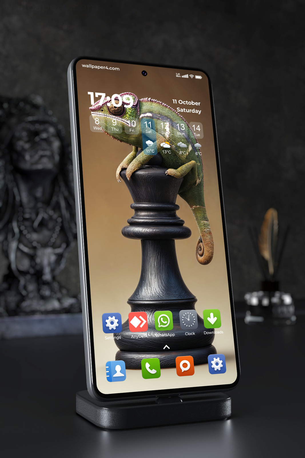 Phone Wallpaper 6482 - Chameleon on Chess Piece Artistic Wallpaper
