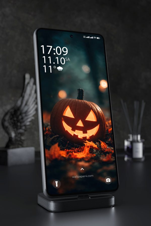 Phone Wallpaper 6498 - Spooky Jack O Lantern Under Moonlight