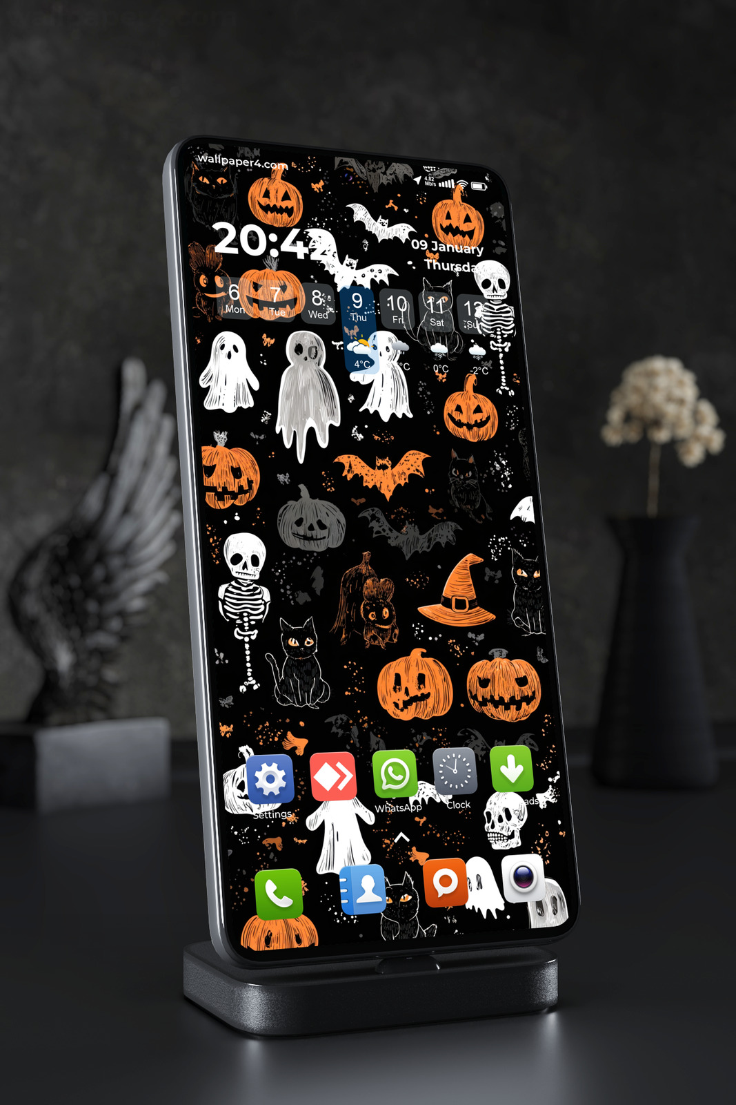 Mobile Wallpaper 6562 - Spooky Halloween Ghosts and Pumpkins Pattern