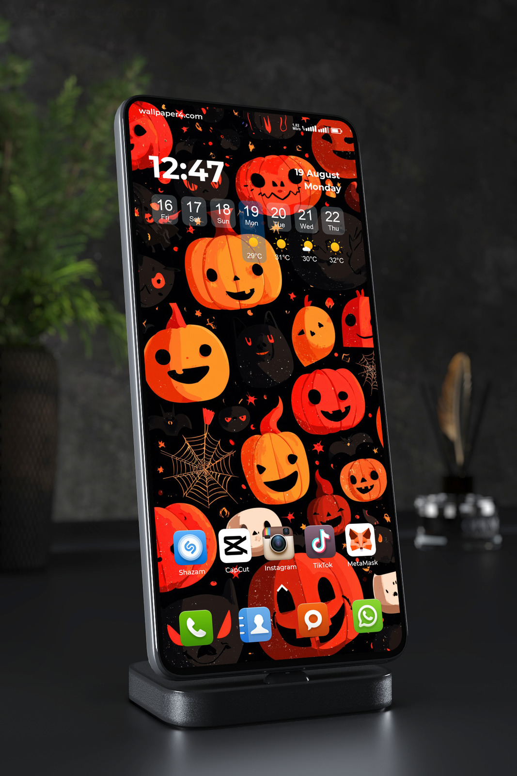 Mobile Wallpaper 6585 - Cute Halloween Pumpkin Night Illustration