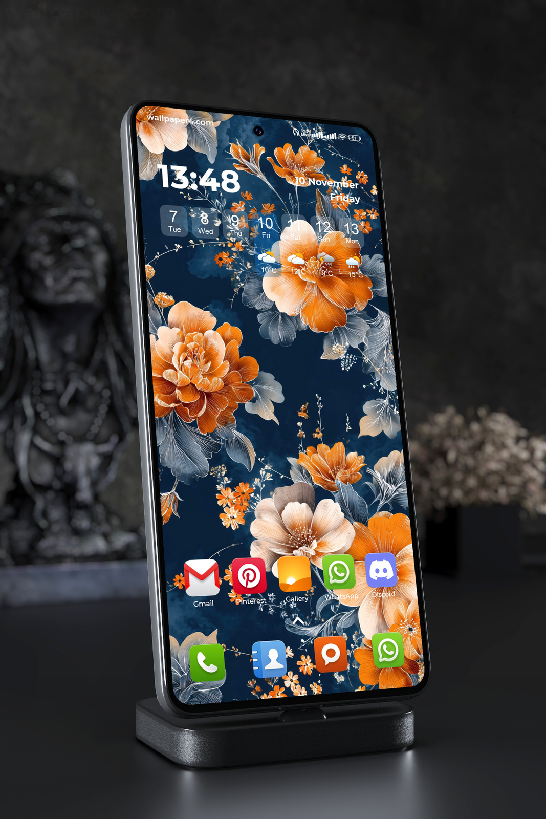 Mobile Wallpaper 6947 - Elegant Orange Floral Pattern on Dark Blue