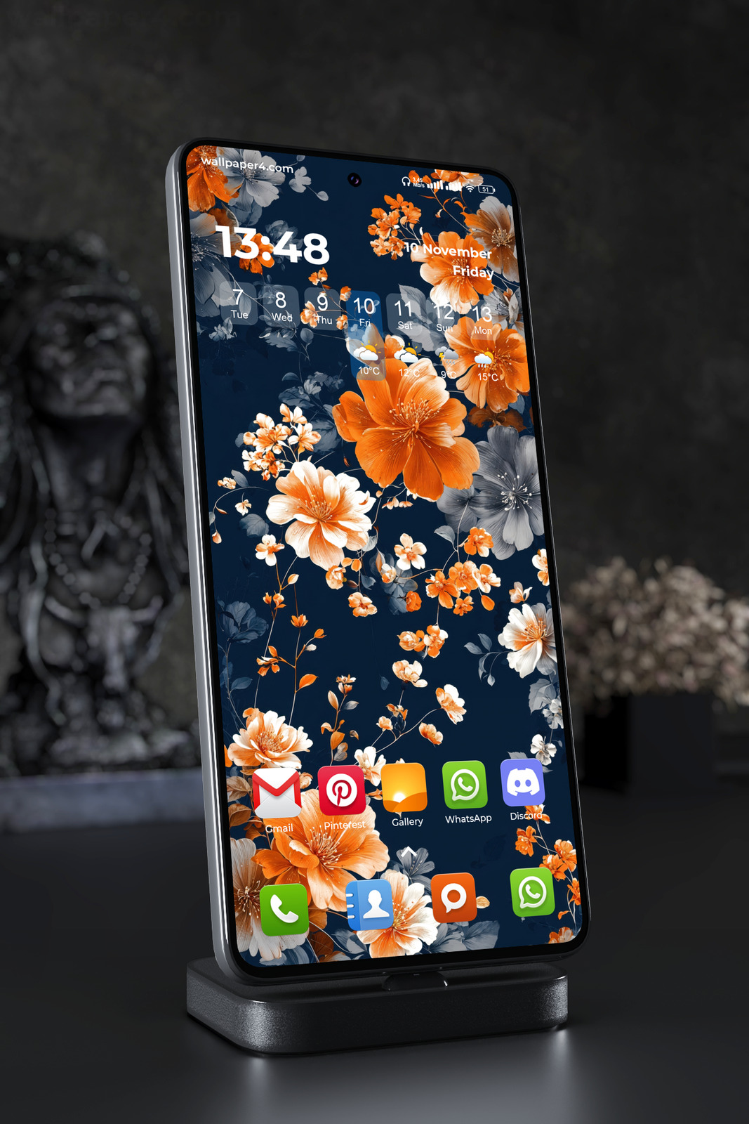 Mobile Wallpaper 6947 - Elegant Orange Floral Pattern on Dark Blue