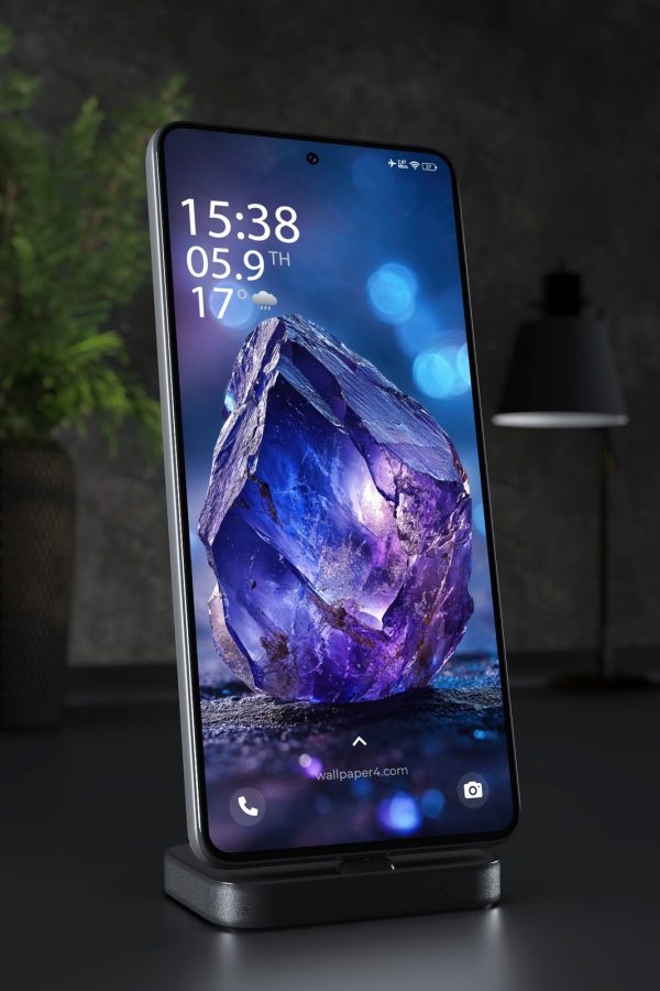 Mobile Wallpaper 7341 - Glowing Amethyst Crystal in Purple and Blue