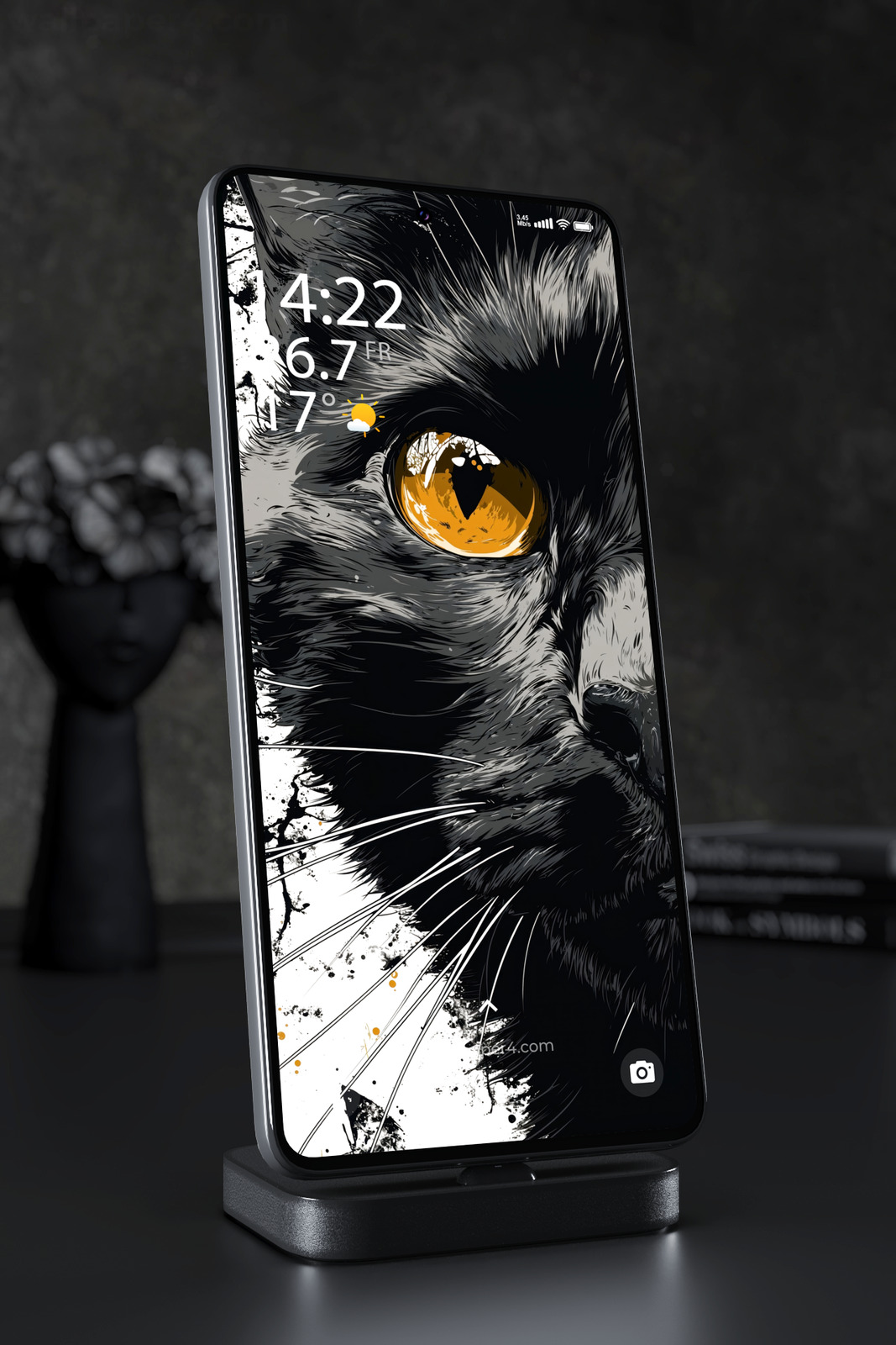 Phone Wallpaper 7557 - Golden Eye Black Cat Detailed Ink Illustration