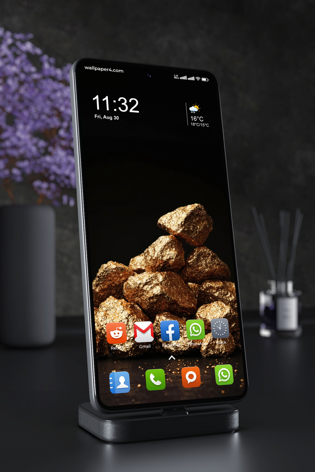 Phone Wallpaper 7626 - Golden Rock Pile on Deep Black Background