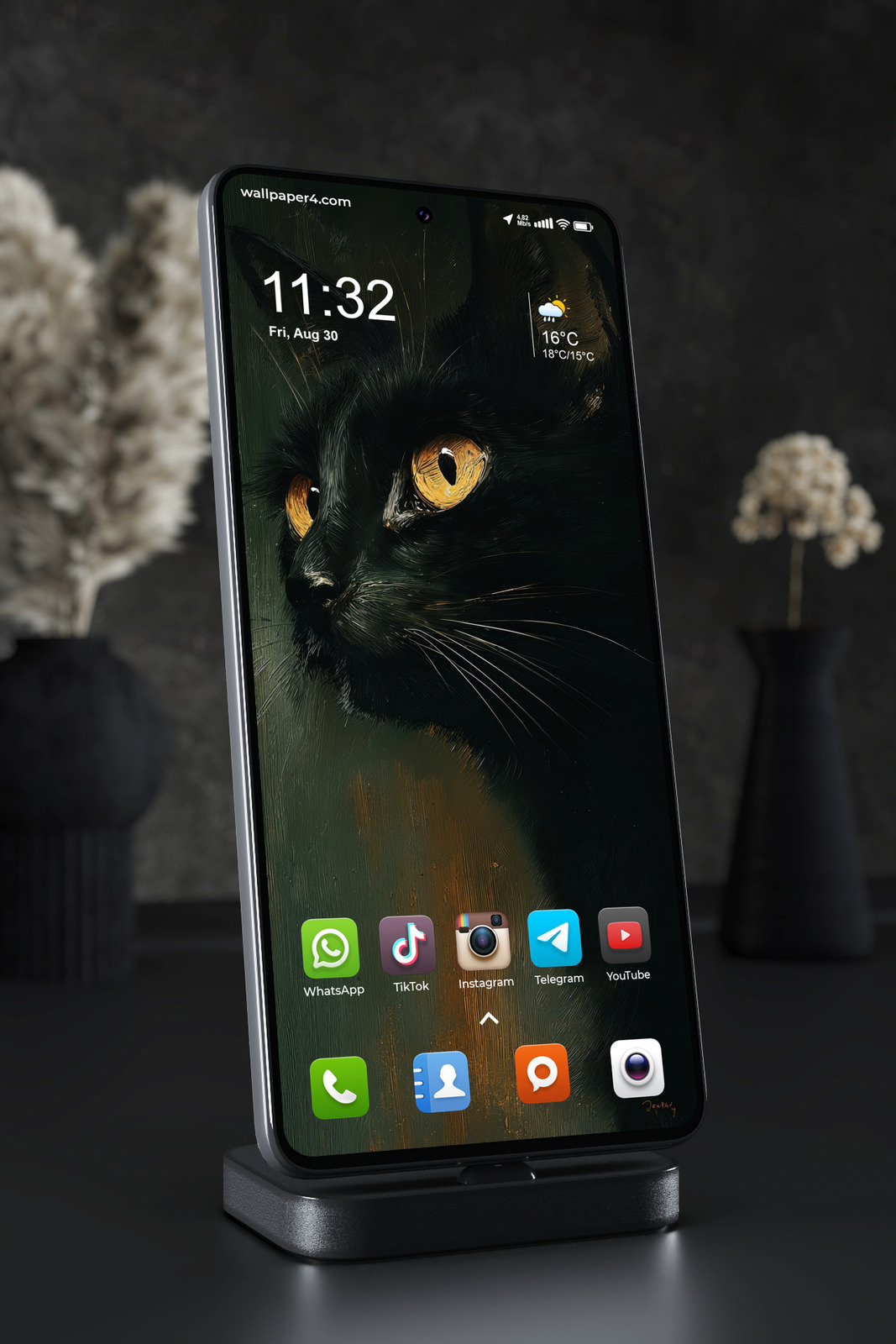 Mobile Wallpaper 7716 - Black Cat Portrait with Golden Eyes Painting