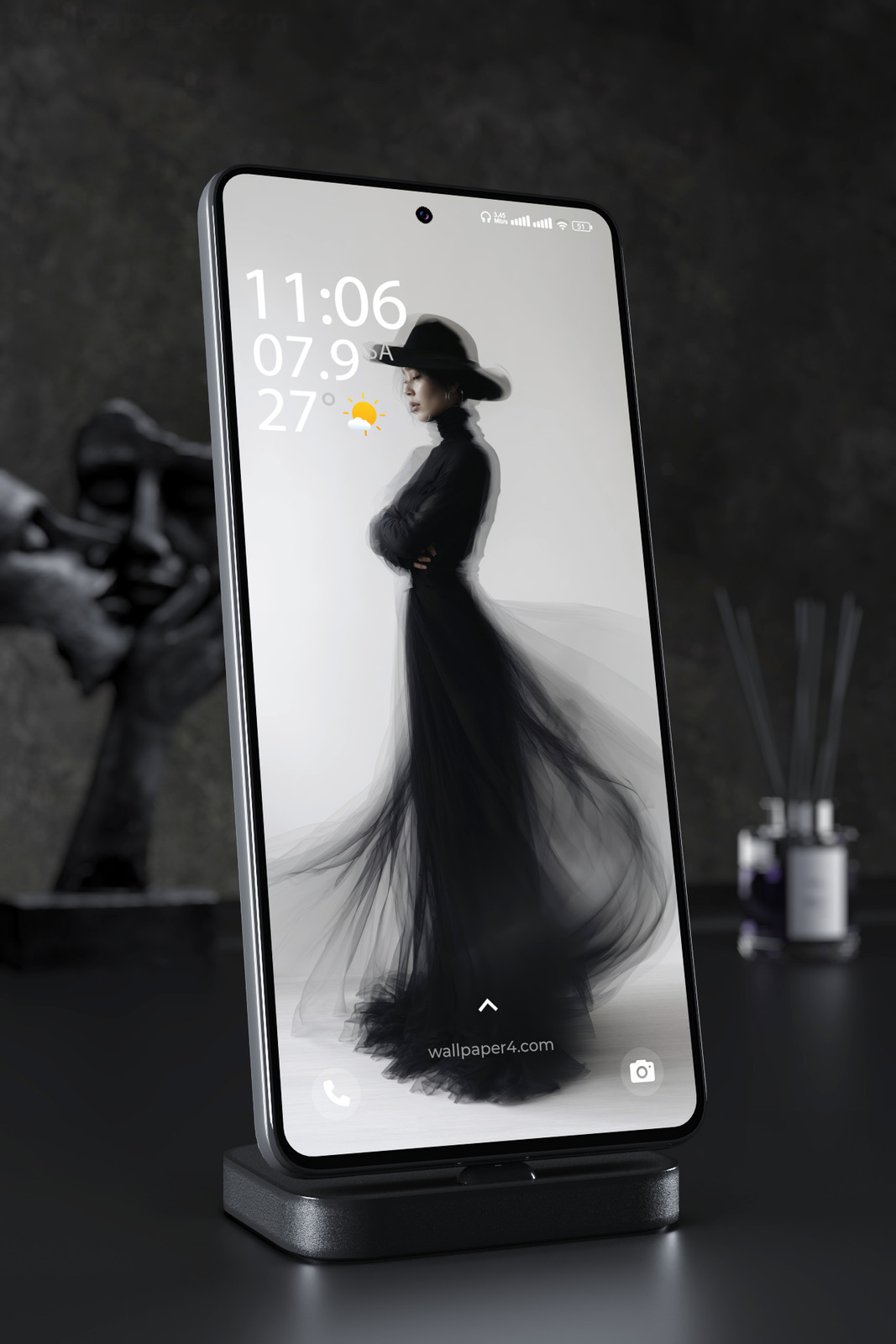 Phone Wallpaper 7850 - Elegant Black Witch Fashion Portrait