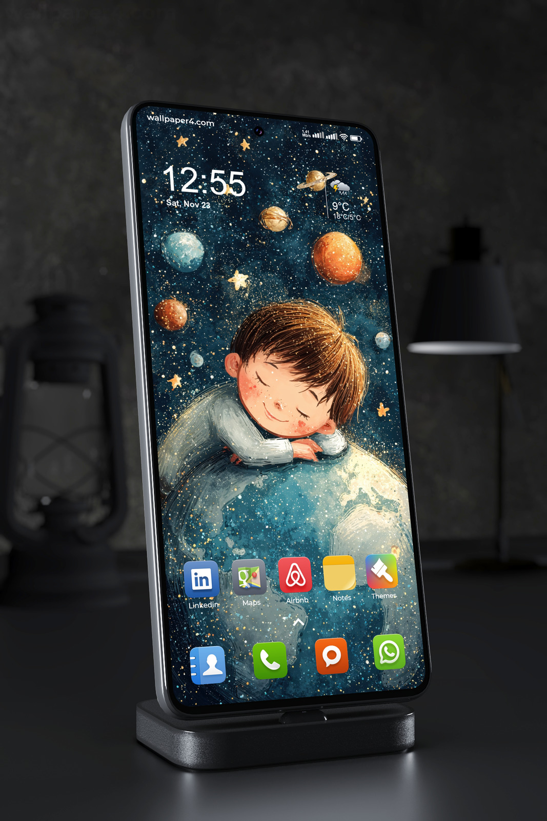 Mobile Wallpaper 7890 - Cute Space Boy Dreaming Among Planets