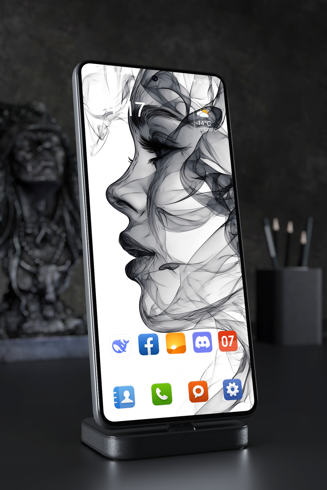 Mobile Wallpaper 8257 - Abstract Monochrome Faces in Flowing Smoke
