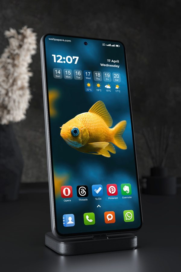 Phone Wallpaper 8296 - Golden Fish Swimming in Deep Blue Water