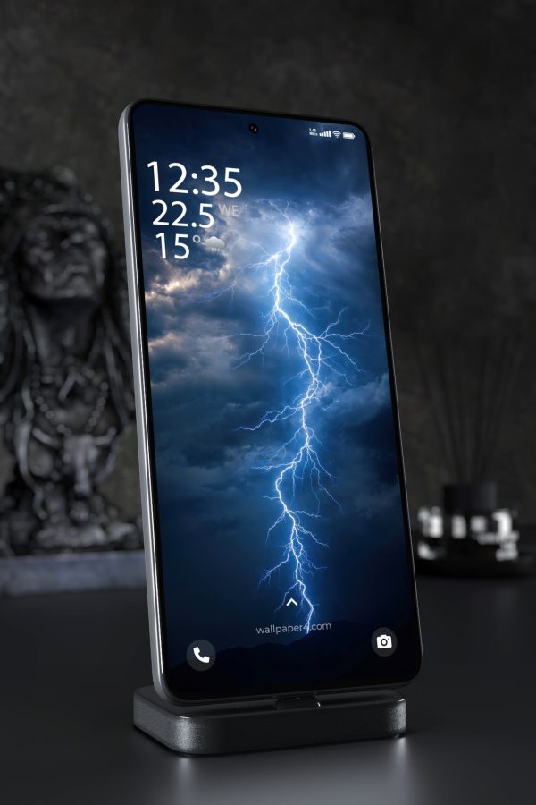 Phone Wallpaper 8305 - Electric Lightning Strike in a Dark Stormy Sky