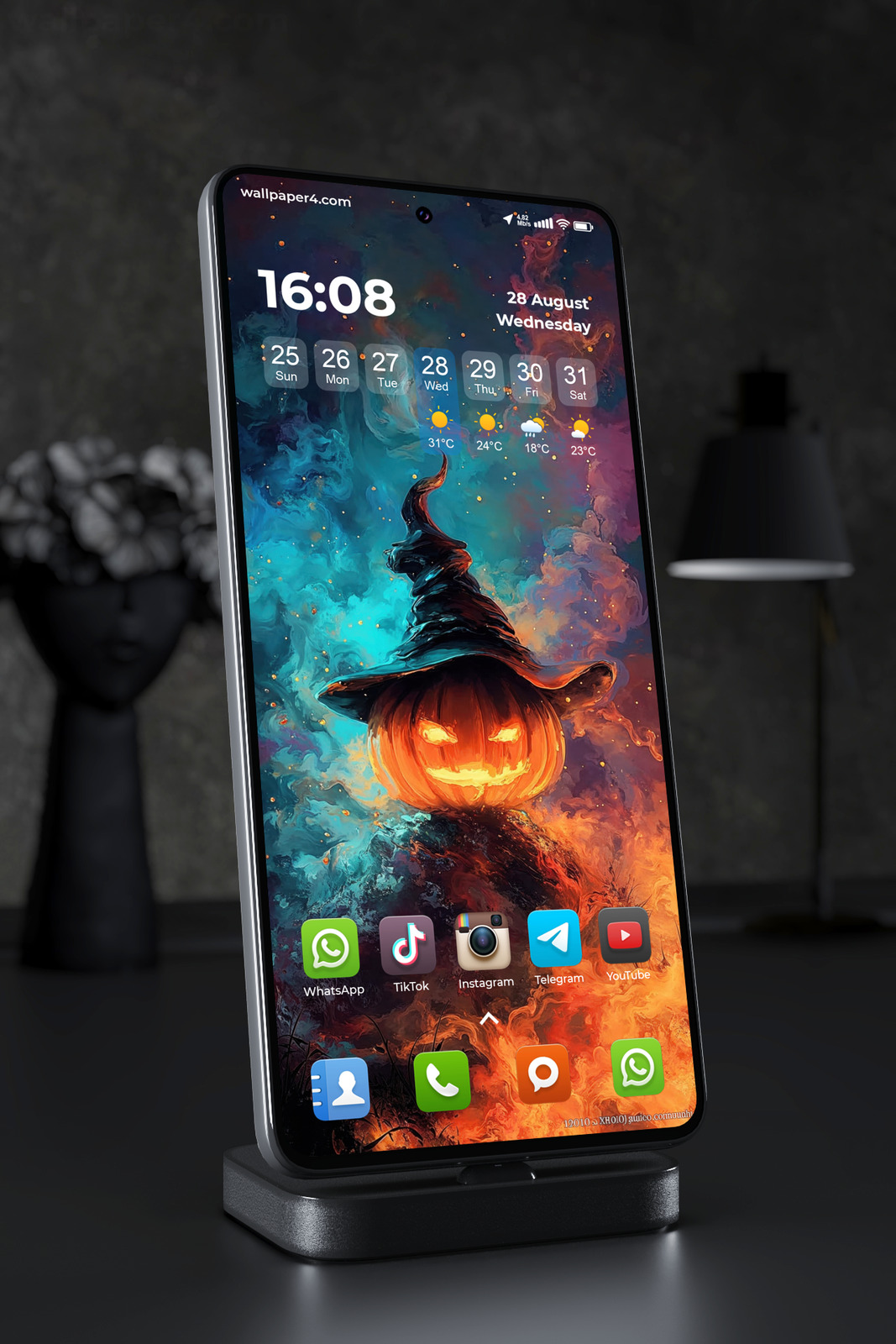 Mobile Wallpaper 8418 - Fiery Halloween Pumpkin with Witch Hat