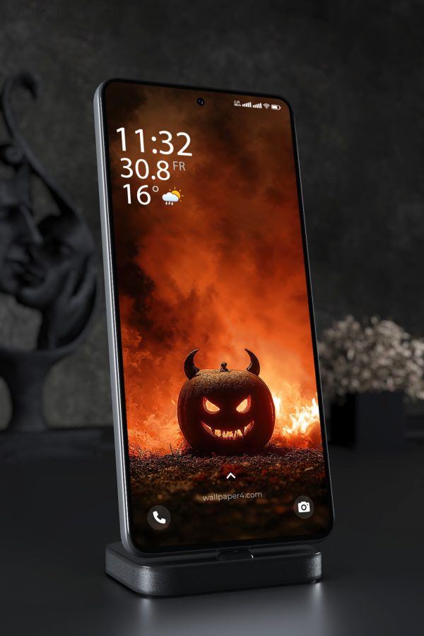 Phone Wallpaper 8439 - Demonic Halloween Pumpkin in Burning Fire