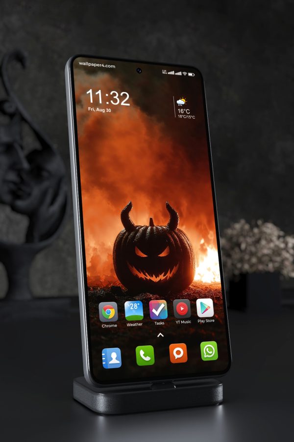 Mobile Wallpaper 8439 - Demonic Halloween Pumpkin in Burning Fire