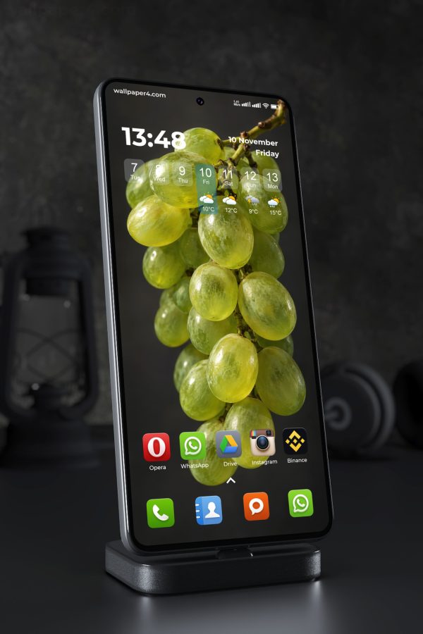 Phone Wallpaper 9052 - Luminous Green Grapes on a Dark Vine