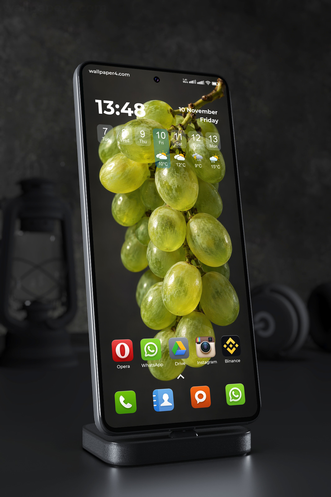 Phone Wallpaper 9052 - Luminous Green Grapes on a Dark Vine